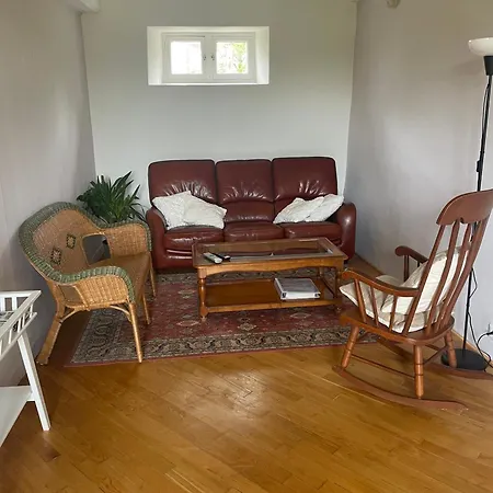 La Ptite Normande Oda ve Kahvaltı 3*